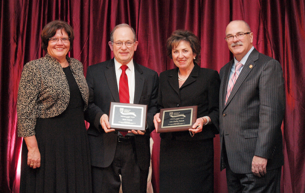 MarkandAnnVisionaryLeaderAward resized 600