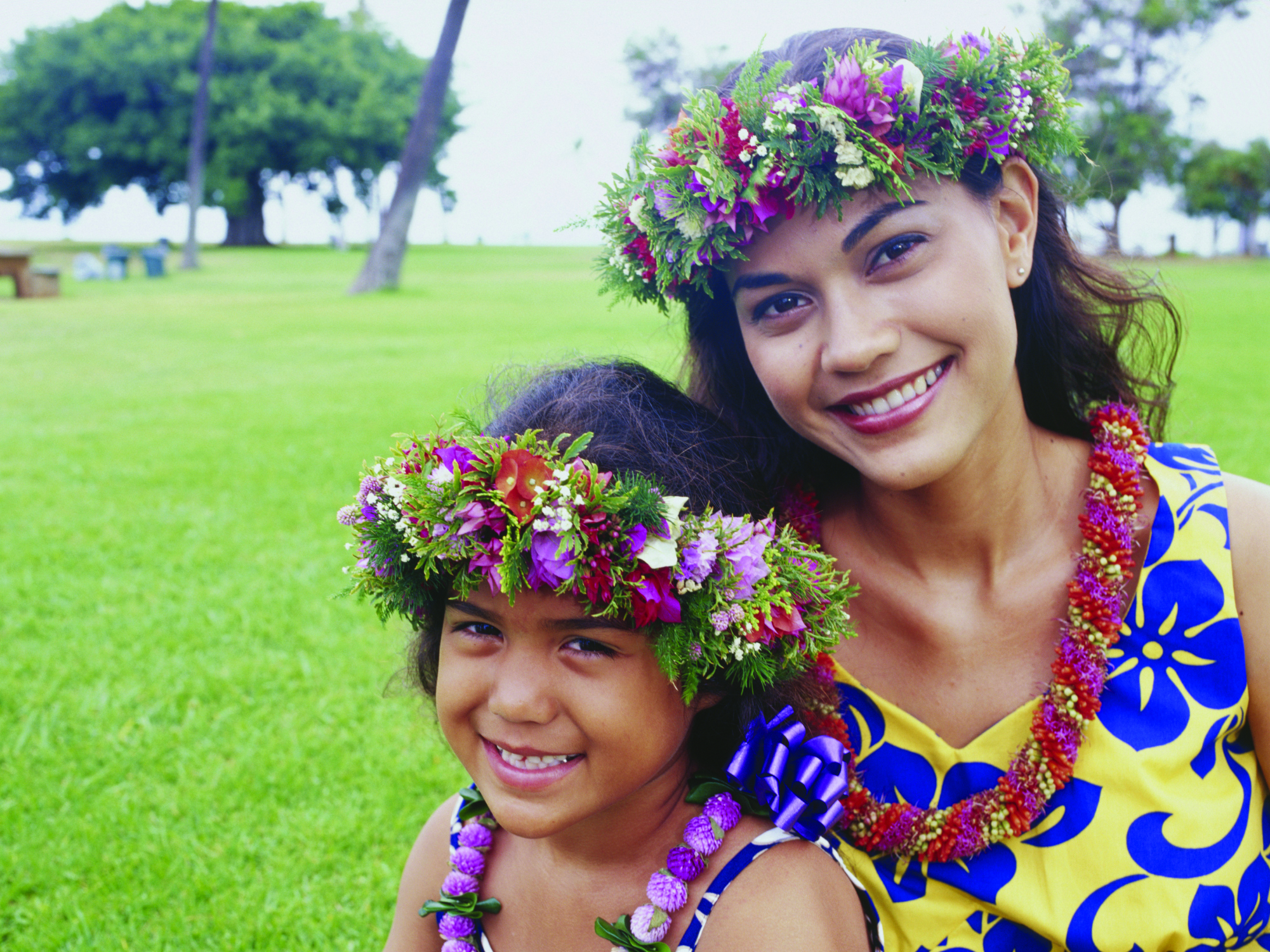 Stock_Hawaii_WomanChild