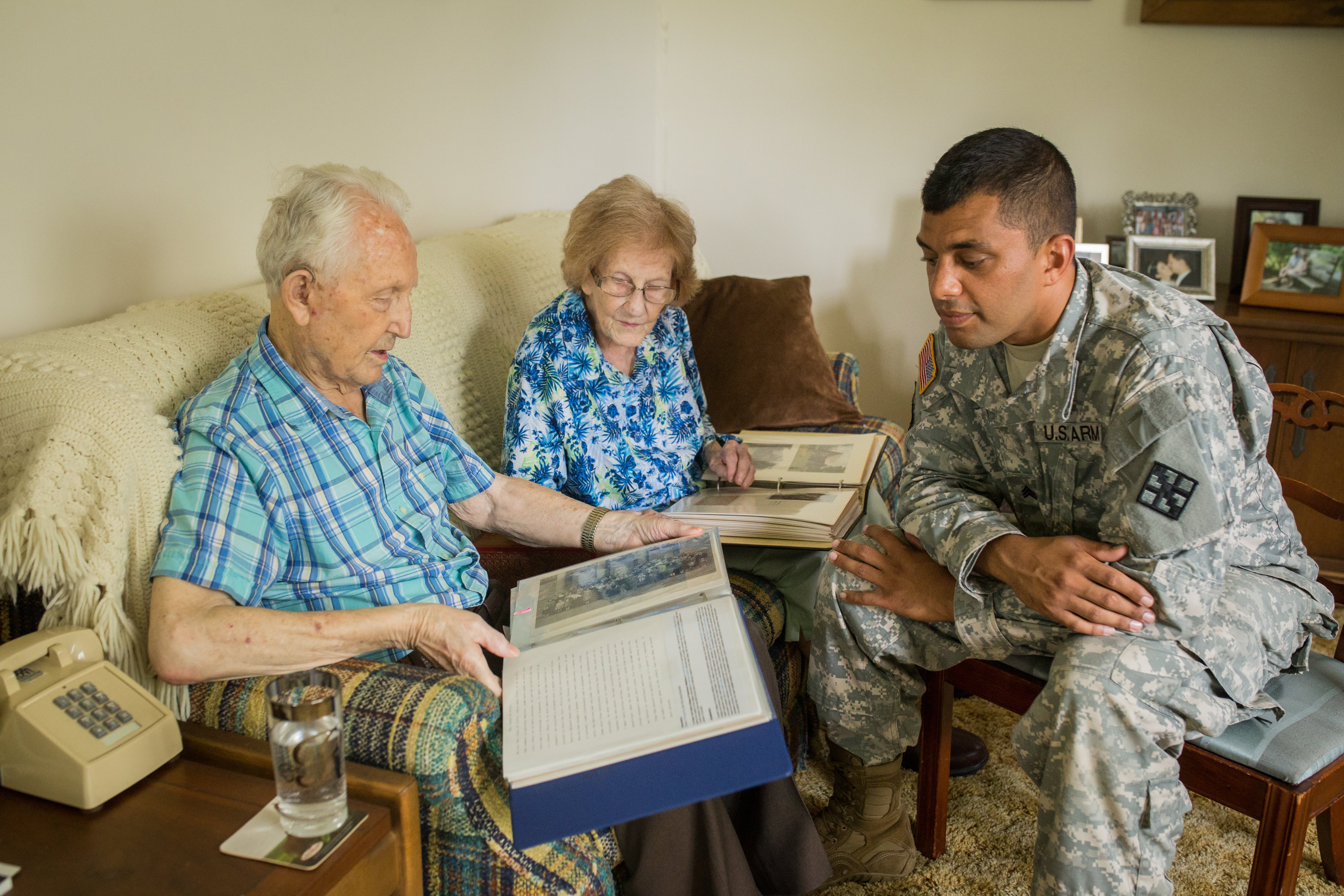 Hospice volunteer providing companionship